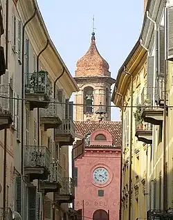 Via Vittorio Emanuele.