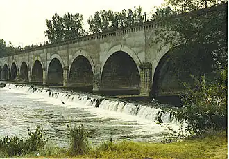 L'Allier au pont-canal du Guétin