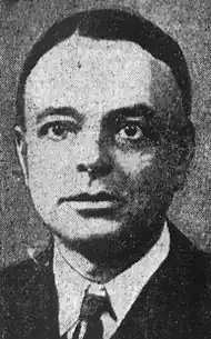 Portrait de face d'Amaury Couëspel du Mesnil, commandant du Prométhée.