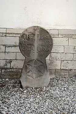 Stèle discoïdale à Amorots.