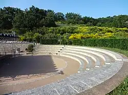 Amphithéâtre de la commune.