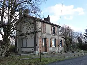 Ancienne gare de Fontaine-Simon.