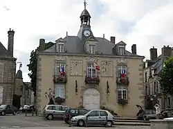 Photographie d'ensemble de l'édifice.