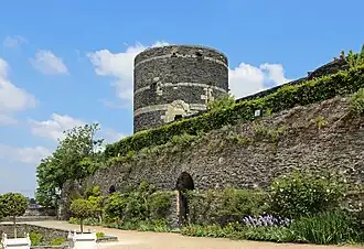 Tour du Moulin, la plus haute de la forteresse actuelle.