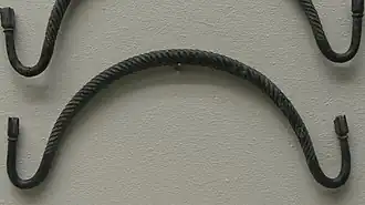 Anses de situle, Musée Saint-Remi.