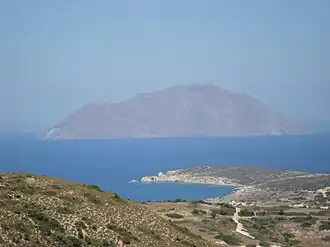 Vue de l'île depuis Milos
