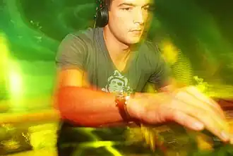 Description de cette image, également commentée ci-après