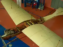 Version biplace Antoinette 8V