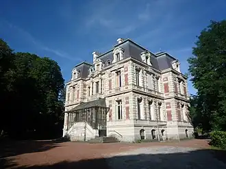 le château Dampierre à Anzin
