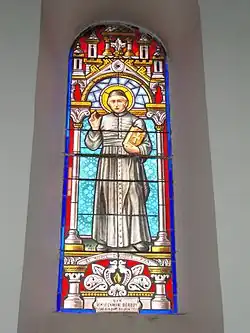 ... et un des vitraux de Michel Garicoïts.