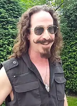 Description de cette image, également commentée ci-après