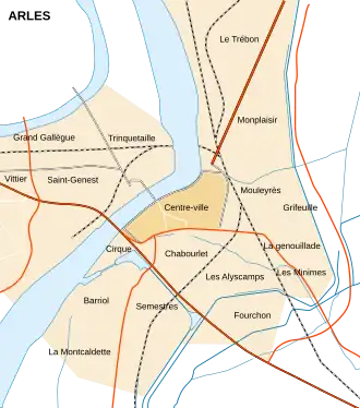 Voir sur la carte administrative d'Arles
