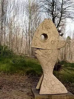 L'homme-poisson, symbole de l'origine de la vie sur terre et de la nécessité de la préservation de l'environnement