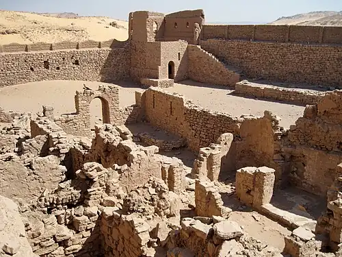 Cour nord du niveau inférieur