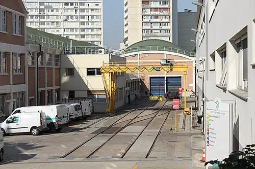 Entrée des ateliers de Fontenay à Fontenay-sous-Bois.