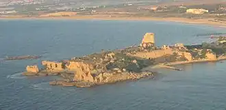 Ancienne forteresse des Croisés de Château Pèlerin, photographie de 2006.