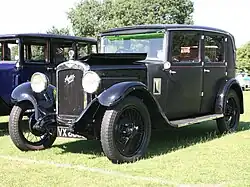 Twelve-Six Légère Clifton 4-fenêtres berline sport "toile" 1931-1932