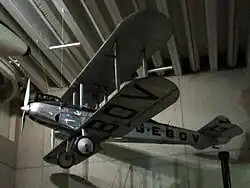 Description de l'image Avro avian.jpg.