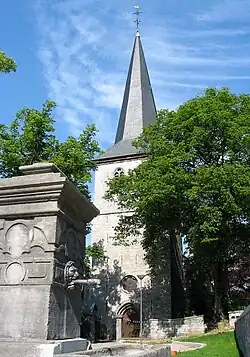 L’église Notre-Dame de Dieupart (XIIe – XIIIe&nbsp;siècle).