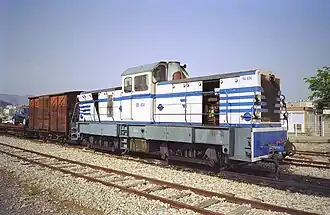 La BB no&nbsp;404 à Ajaccio en 2004, dernière année pour les trains de marchandises.