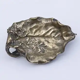 Vide-poche, bronze, 13&nbsp;cm.