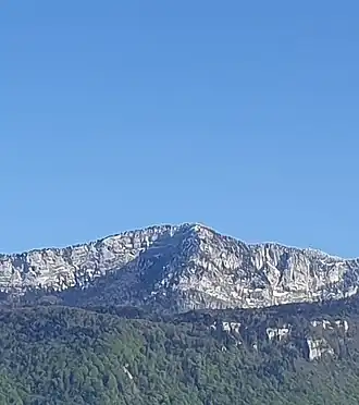 Le bec de l'Orient depuis Tullins au nord-est.