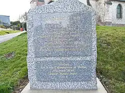 Stèle commémorative de la Seconde Guerre mondiale et CATM.