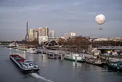 Description de cette image, également commentée ci-après