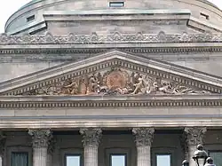 Le fronton de la banque de Montréal symbolise sa puissance