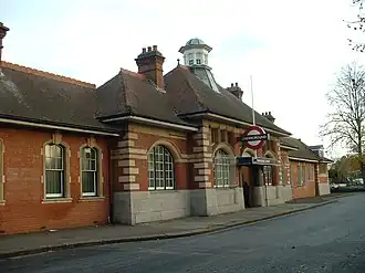 Image illustrative de l’article Barkingside (métro de Londres)