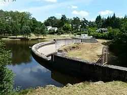 Le barrage de Glane de Servières.