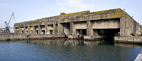La base sous-marine, vestige de l'armée Allemande.
