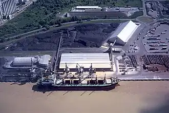 Vraquier au travail.