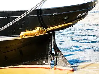 Détail de décoration de la poupe du Belem.