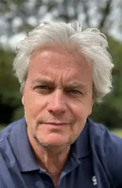 Description de l'image Benoit Du Pac.png.