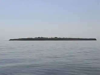 L'île vue depuis le niveau de la mer