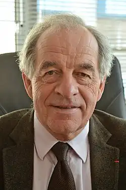 Description de cette image, également commentée ci-après