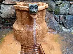 La source Goyon au rocher de Berthaire.