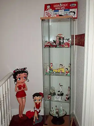Collection d'objets commémoratifs de Betty Boop.