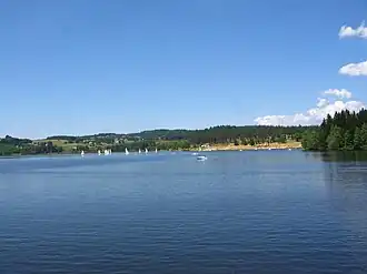 Image illustrative de l’article Lac de Devesset