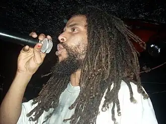 Description de cette image, également commentée ci-après