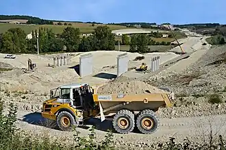 Chantier de construction d'un pont à Blanzac en septembre 2013.