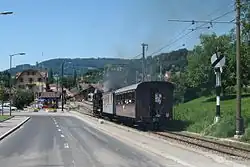 Train du chemin de fer-musée Blonay-Chamby devant la gare de Blonay, 2011.