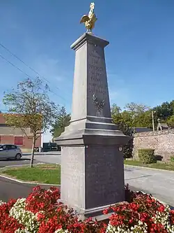 Le monument aux morts.