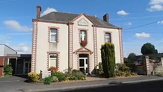 La mairie de Bourgneuf.
