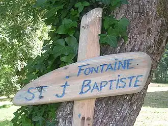 Panneau signalant la fontaine.
