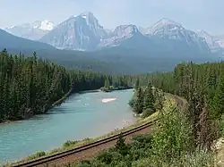 Vue de la vallée Bow dans le parc national Banff.