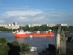 Le Bow Balearia, pétrolier/chimiquier de 5 846 tpl, près d'Anvers