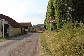 Entrée du village.