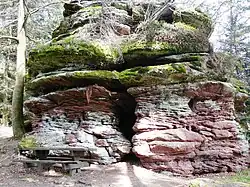 Autre rocher de la Ronde des Roches.